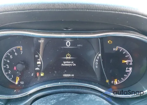 2014 Jeep Grand Cherokee Overland z USA, uszkodzony, nr VIN 1C4RJFCG3EC241606